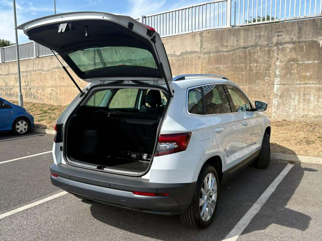 Skoda Karoq 1.0 Tsi 110 Se L White #36