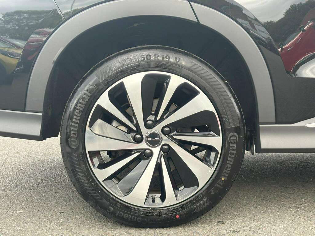 Byd Seal U 1.5 Dm-i Comfort Black #5