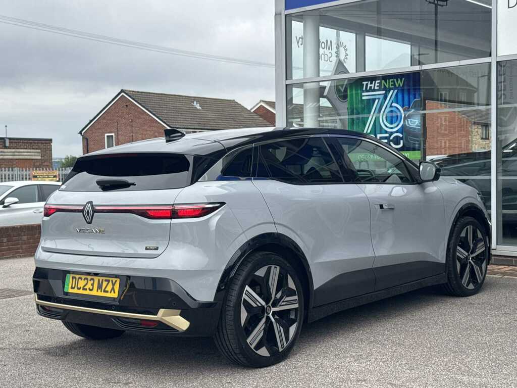 Renault Megane E-Tech E-tech #7
