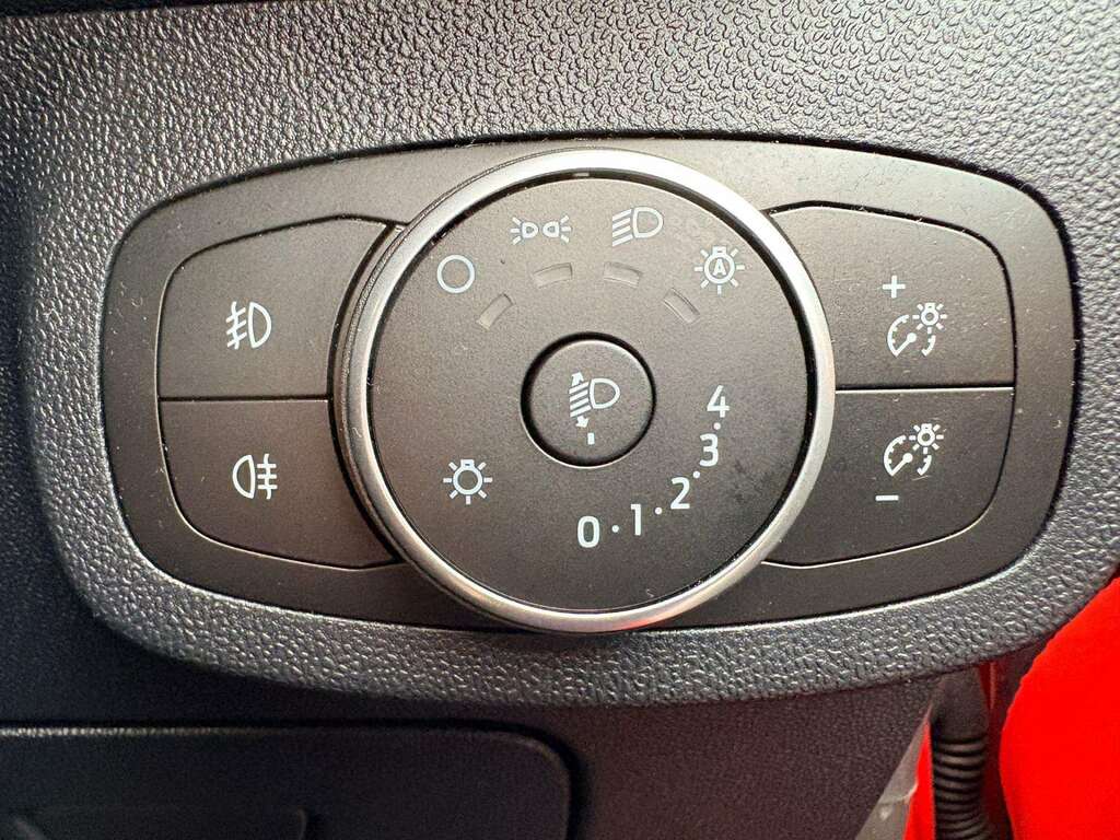 Ford Fiesta Fiesta Active X T Silver #29
