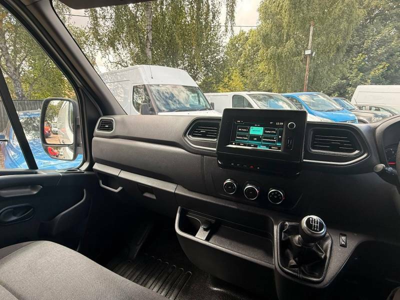 Nissan NV400 Dci 33 Tekna Panel White #17