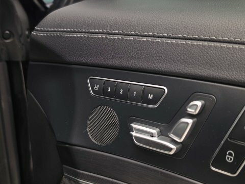 Mercedes-Benz SL Class 500 Black #10