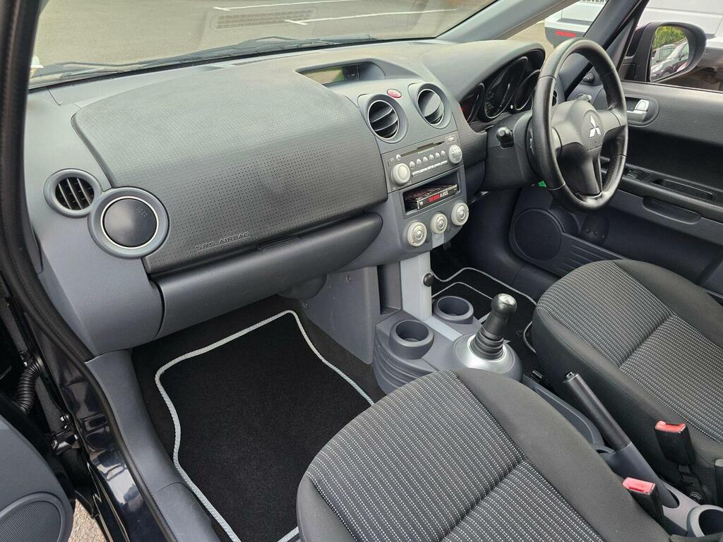 Mitsubishi Colt Czc2 Black #30