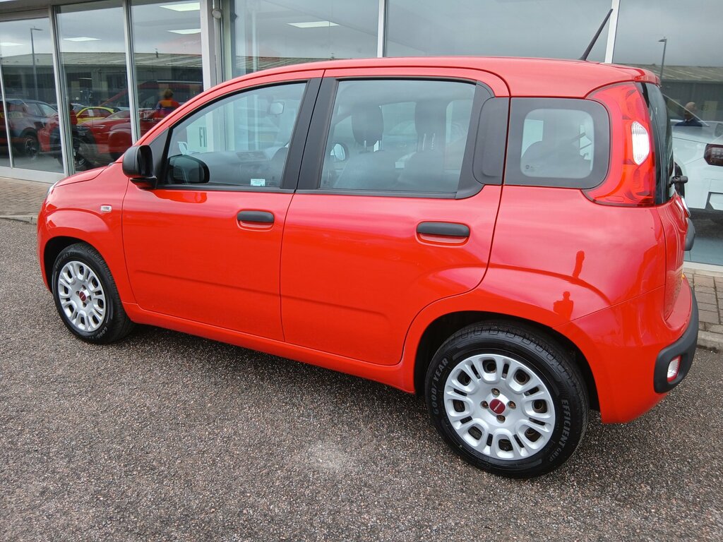 Fiat Panda 1.0 Mhev Panda Red #4