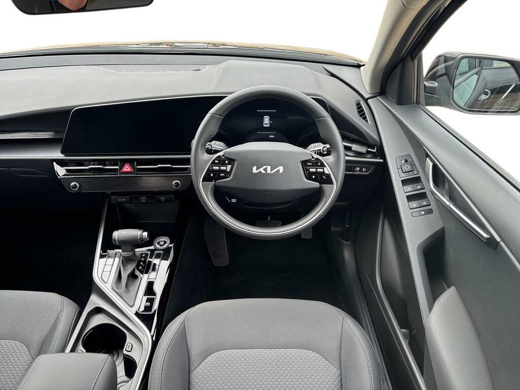 Kia Niro Evolve Red #12