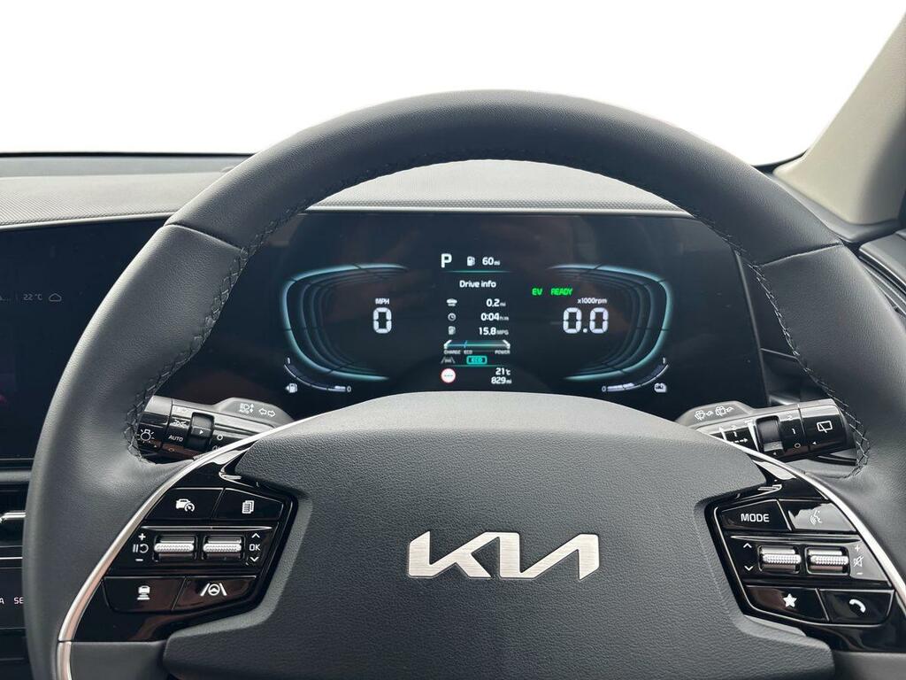 Kia Niro Evolve Red #13