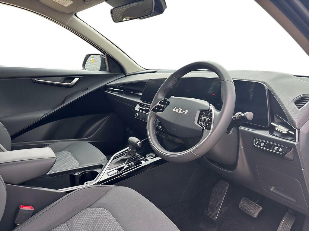 Kia Niro Evolve Red #10