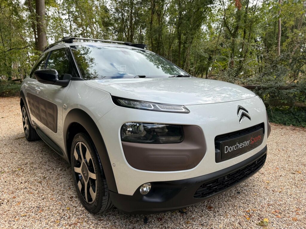 Citroen C4 Cactus 1.2 Puretech Flair Hatchback Eur White #2