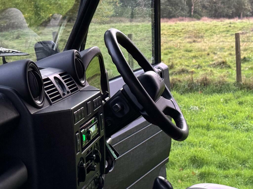 Land Rover Defender 110 Defender 110 Td Double Cab Green #7