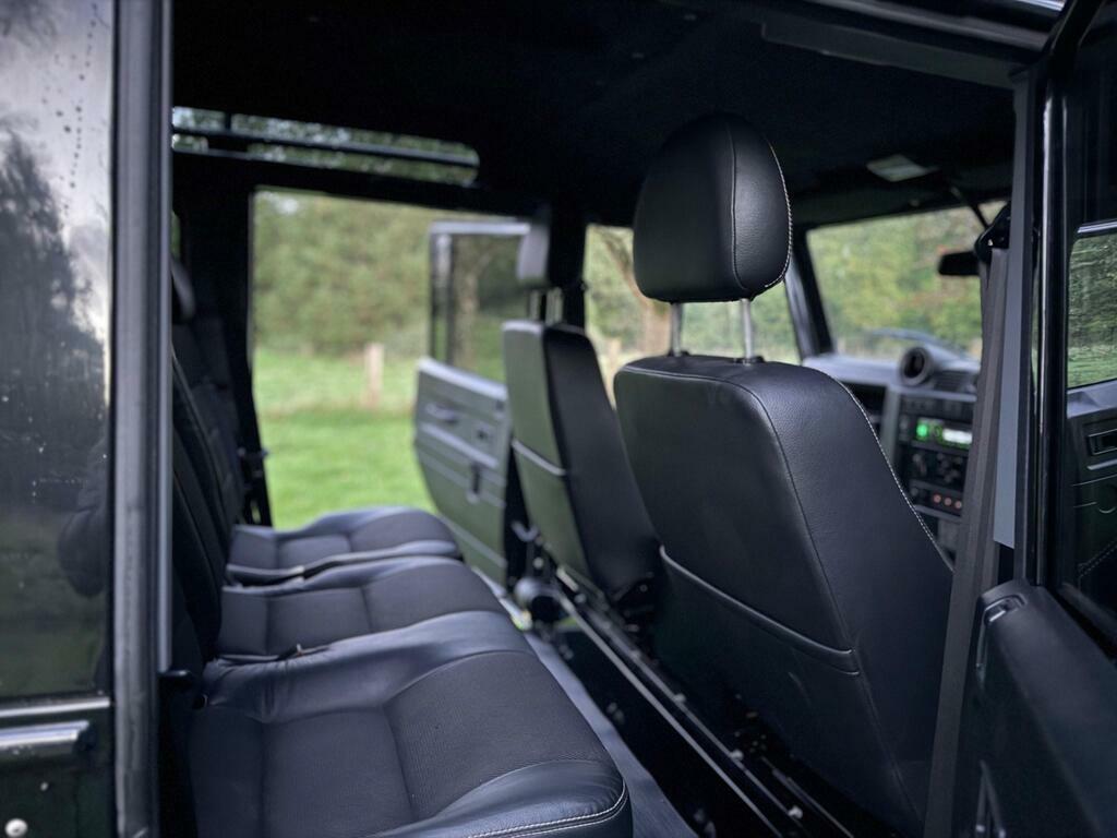 Land Rover Defender 110 Defender 110 Td Double Cab Green #19