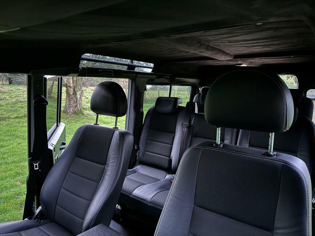 Land Rover Defender 110 Defender 110 Td Double Cab Green #17