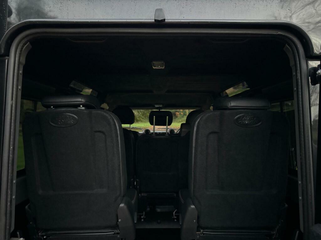 Land Rover Defender 110 Defender 110 Td Double Cab Green #26