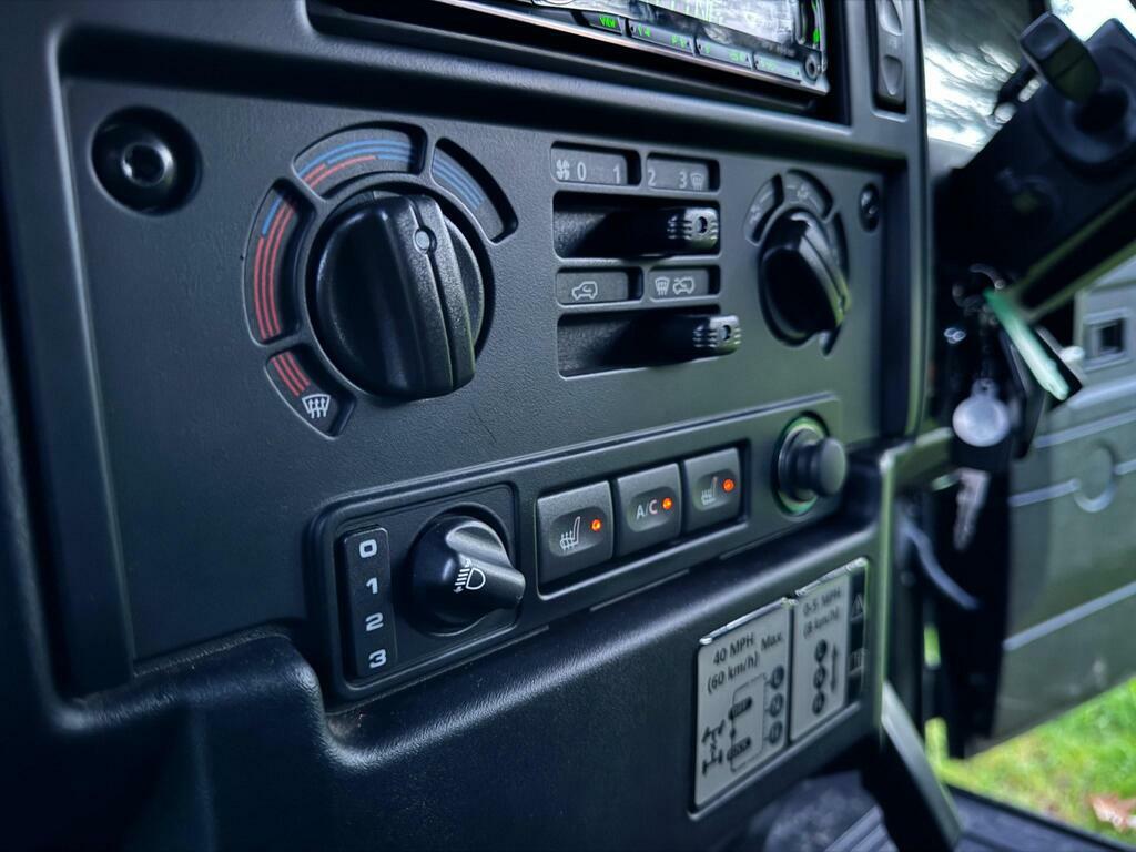 Land Rover Defender 110 Defender 110 Td Double Cab Green #16