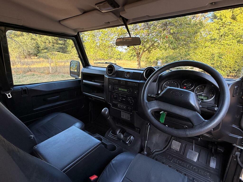 Land Rover Defender 110 County Dcb #13