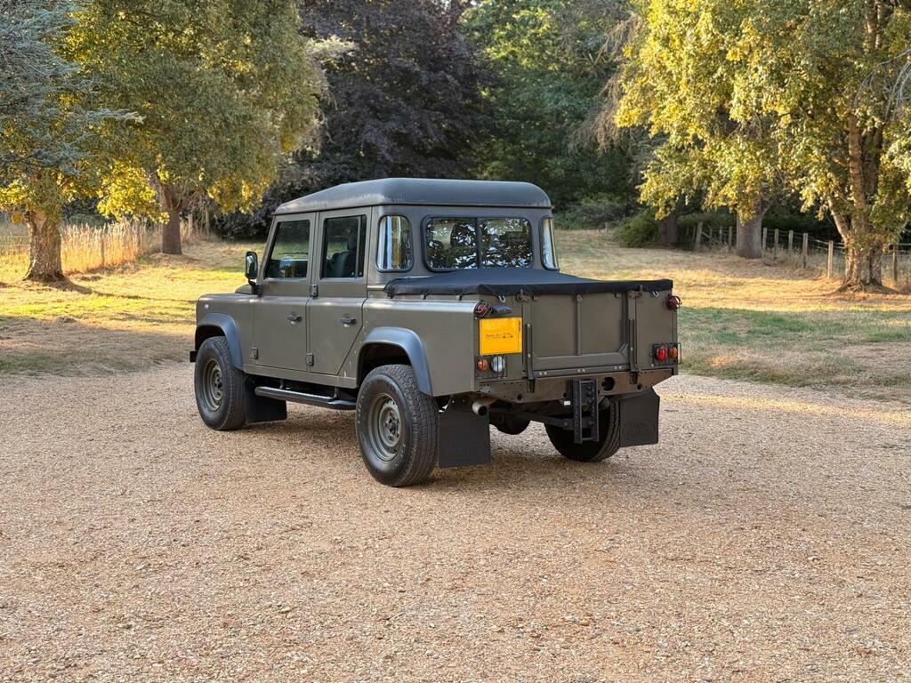 Land Rover Defender 110 County Dcb #64
