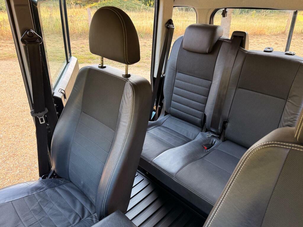 Land Rover Defender 110 County Dcb #22