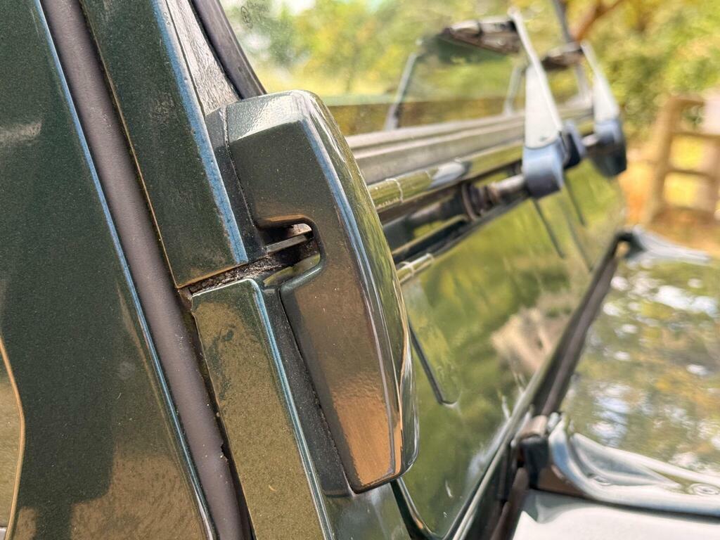 Land Rover Defender 90 Green #65