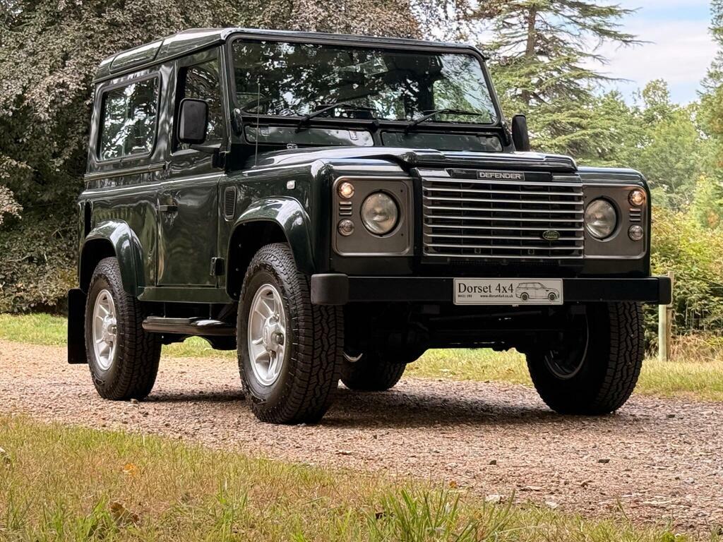 Land Rover Defender 90 Green #13