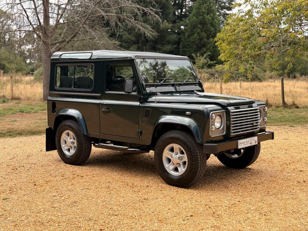 Land Rover Defender 90 Green #10