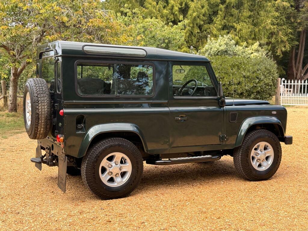 Land Rover Defender 90 Green #55