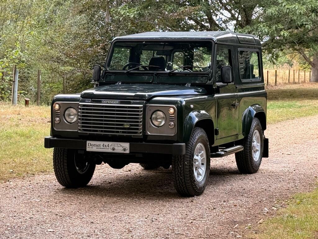 Land Rover Defender 90 Green #14