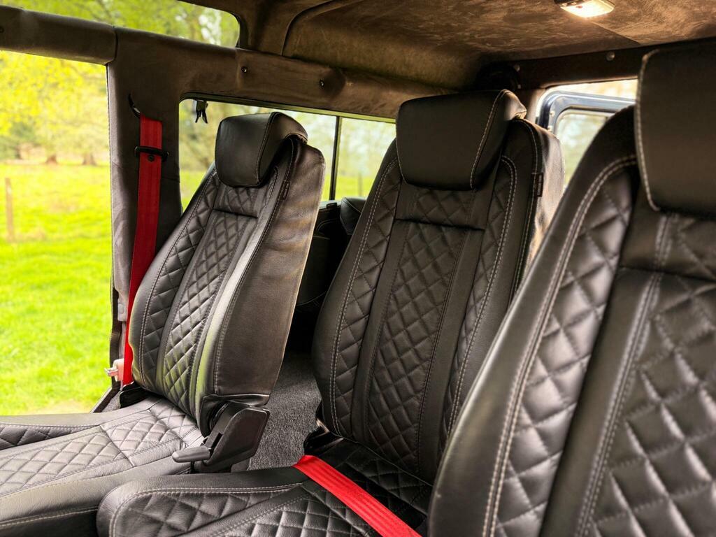 Land Rover Defender 110 Grey #21