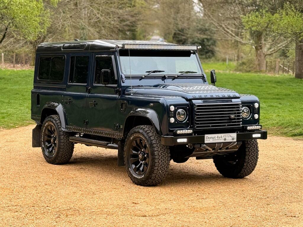 Land Rover Defender 110 Grey #76