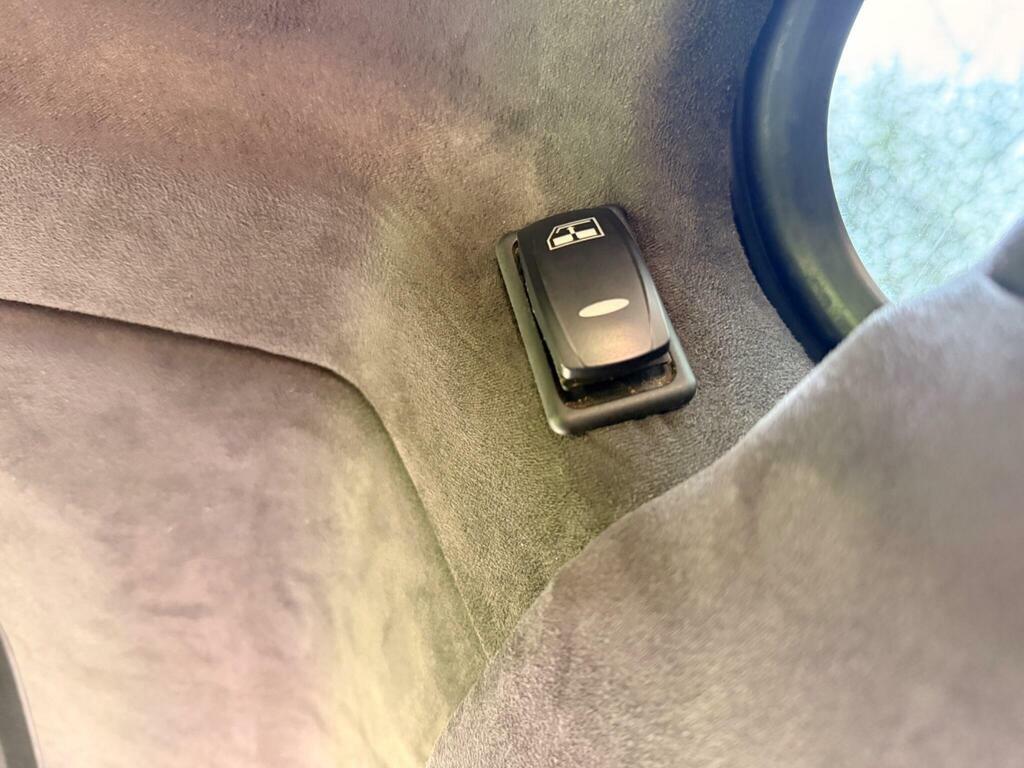 Land Rover Defender 110 Grey #39