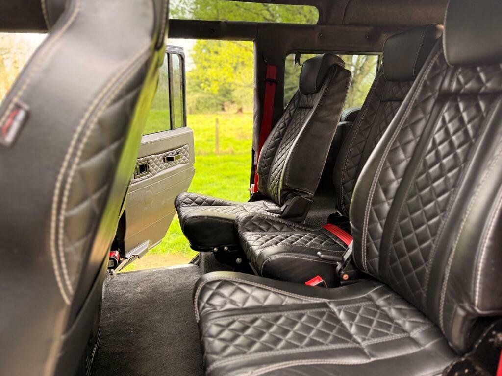 Land Rover Defender 110 Grey #20