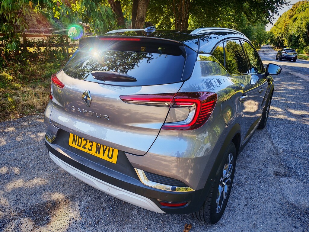 Renault Captur Suv 1.0 Techno Tce 90 My22 2023 ND23WYU Grey #3