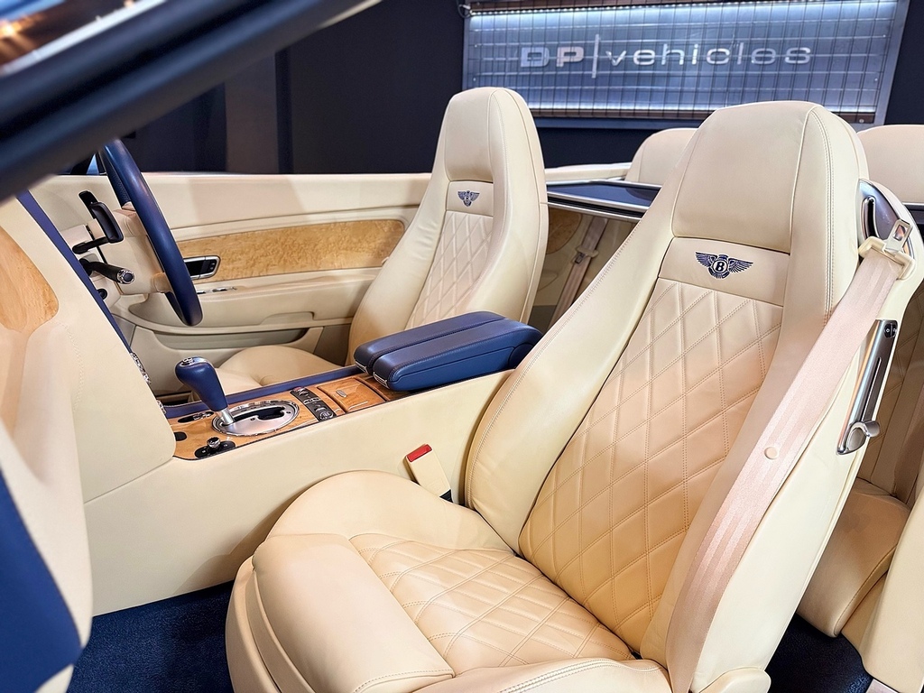 Bentley Continental Gt Gt Blue #16