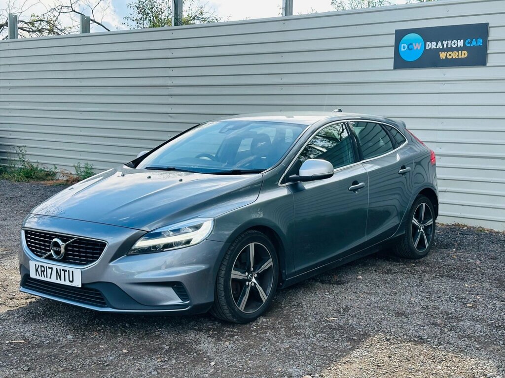 Volvo V40 Hatchback 2.0 White #7
