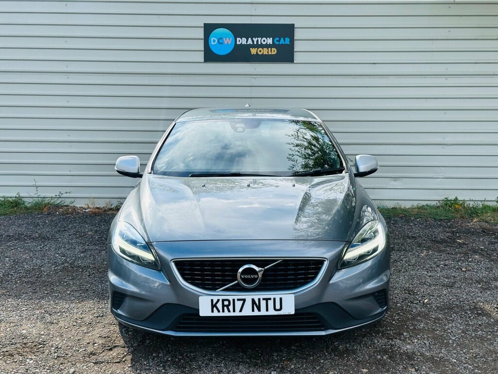Volvo V40 1.5 T3 R-design Nav Plus Euro 6 Ss Grey #2