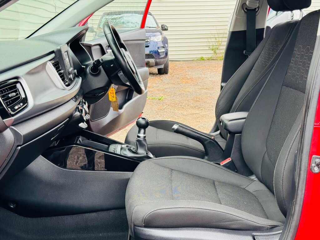Kia RIO Rio 2 White #39