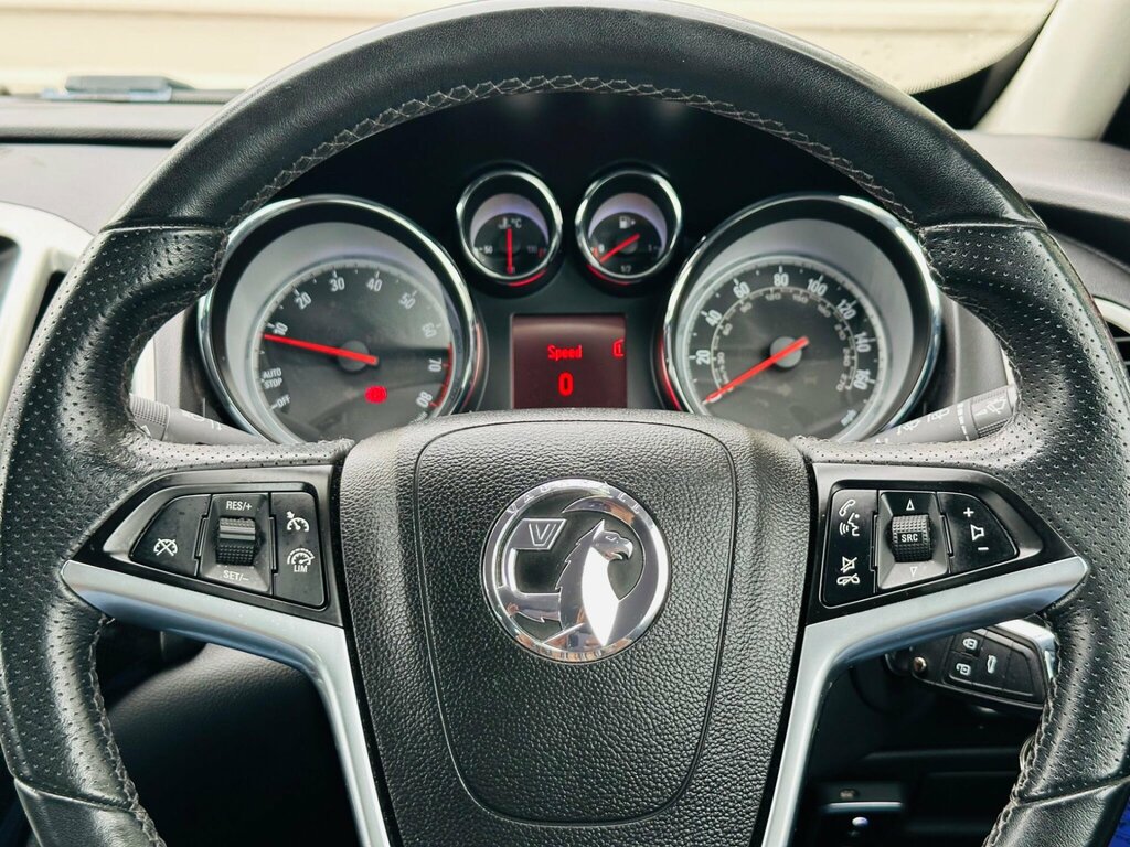 Vauxhall Astra Active Black #43