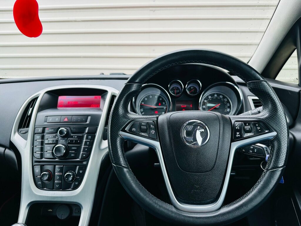 Vauxhall Astra Active Black #41