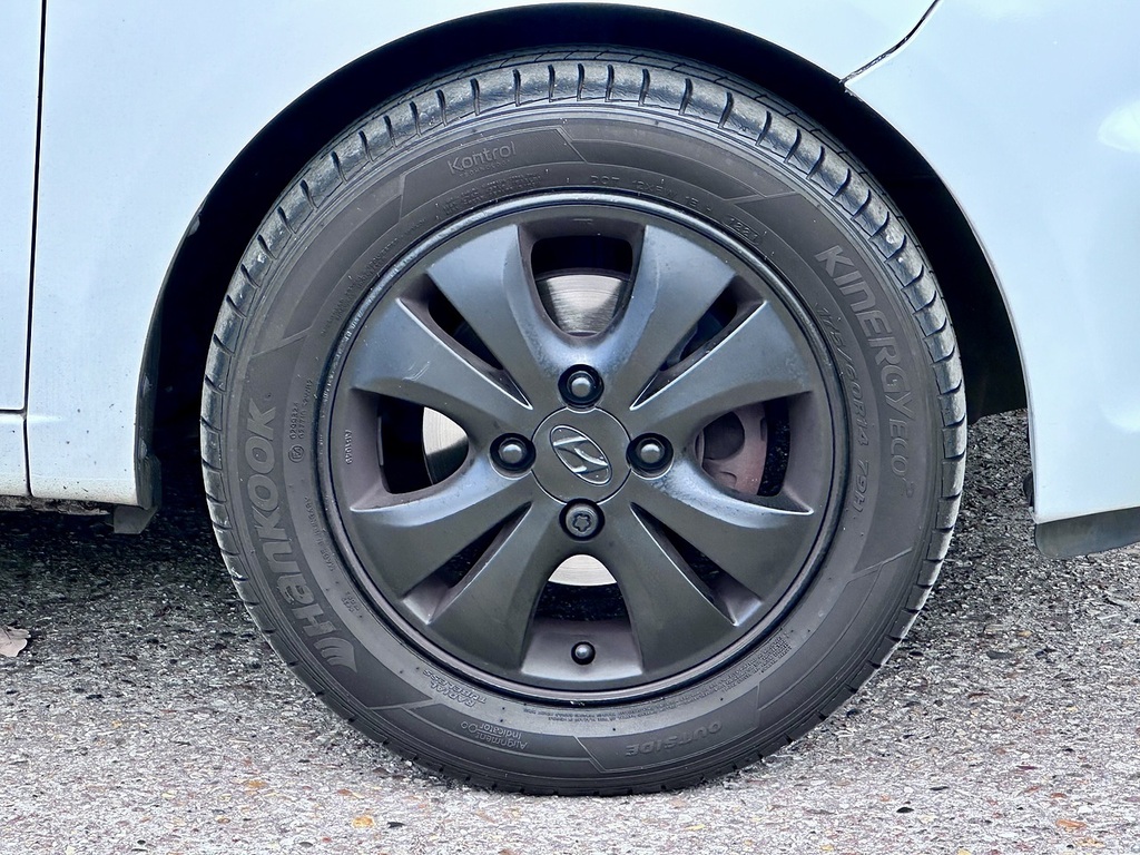 Hyundai I10 Active Automatic Silver #30