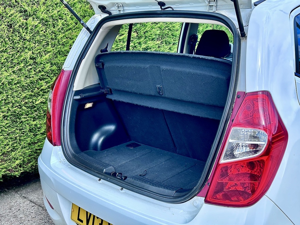 Hyundai I10 Active Automatic Silver #16