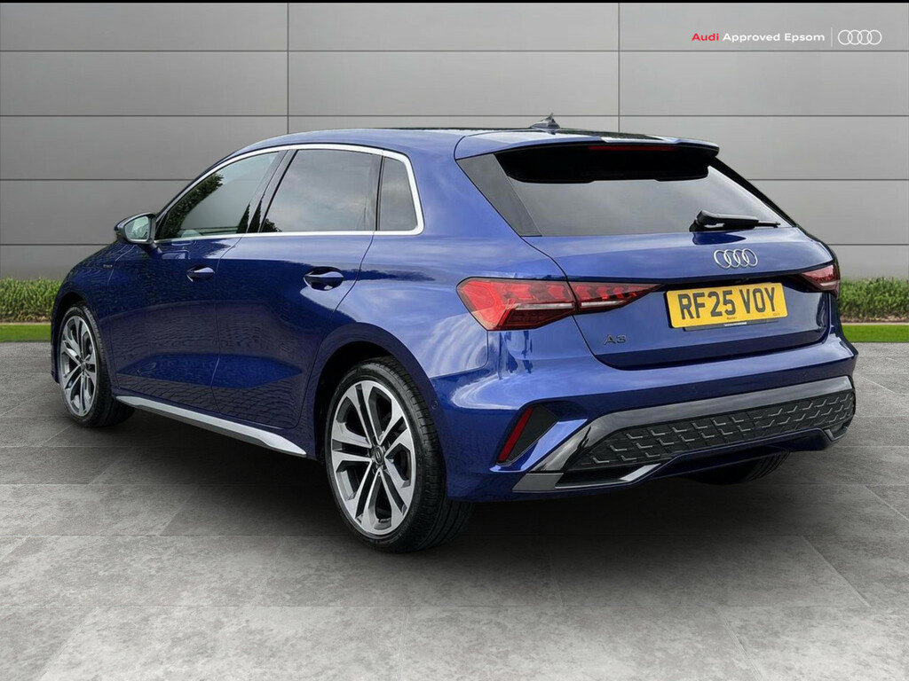 Audi A3 30 Tfsi S Line S Tronic RF25VOY Blue #6