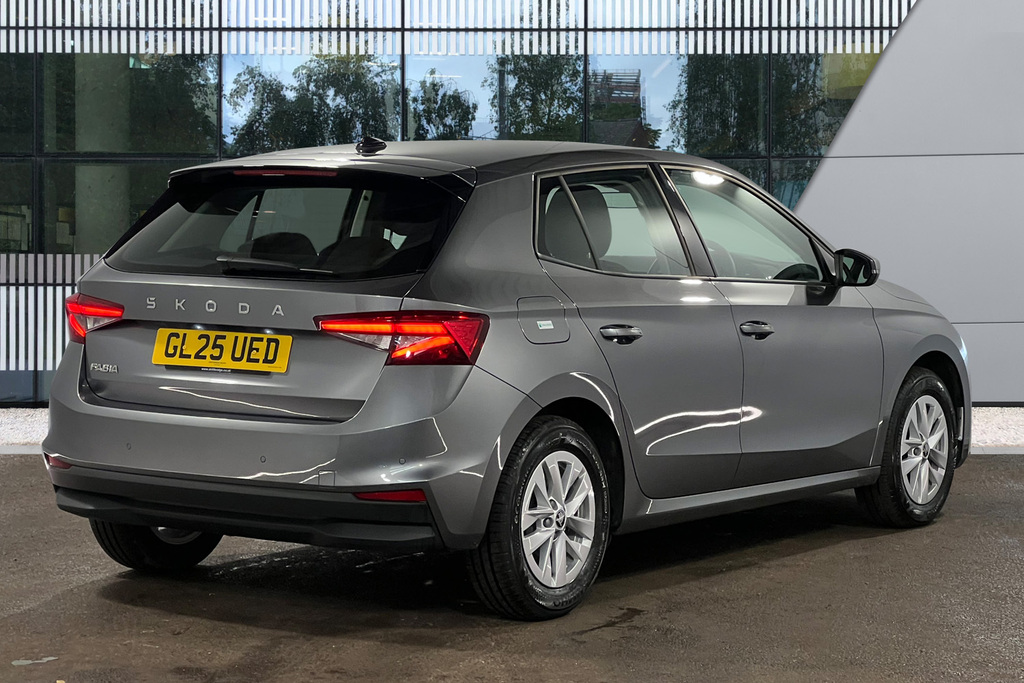 Skoda Fabia 1.0 Tsi 116 Se Edition Dsg Grey #3