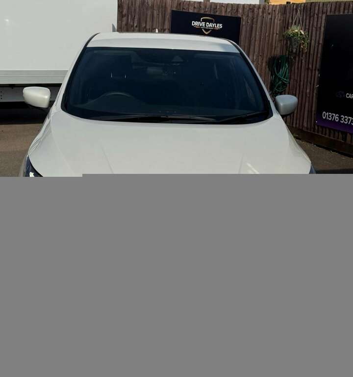 Nissan Leaf Leaf N-connecta White