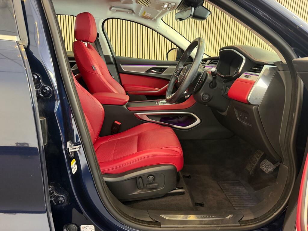 Jaguar F-Pace R-dynamic S Blue #2