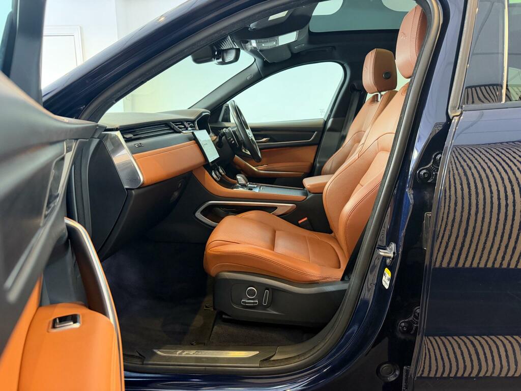 Jaguar F-Pace R-dynamic Black Blue #43