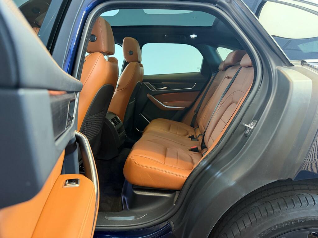 Jaguar F-Pace R-dynamic Black Blue #27