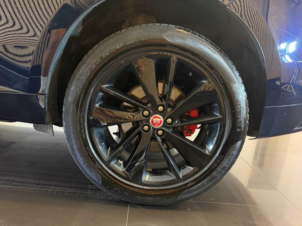 Jaguar F-Pace R-dynamic Black Blue #38