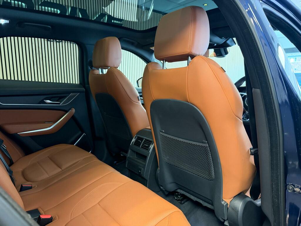 Jaguar F-Pace R-dynamic Black Blue #25