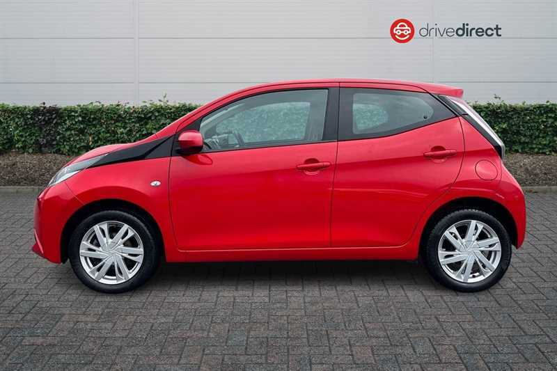Toyota Aygo 1.0 Vvt-i X-pression Hatchback E Red #6