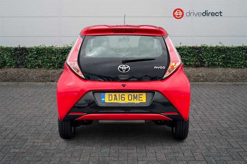 Toyota Aygo 1.0 Vvt-i X-pression Hatchback E Red #4