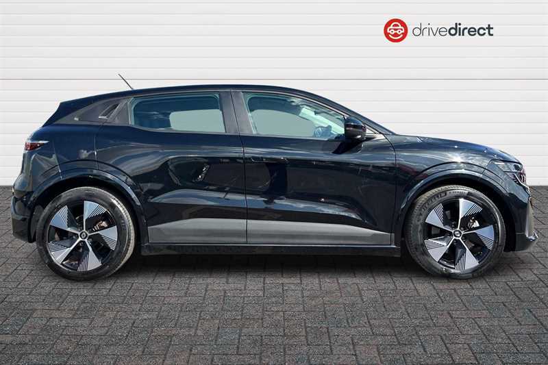 Renault Megane E-Tech 60Kwh Equilibre Hatchback Optim Black #2