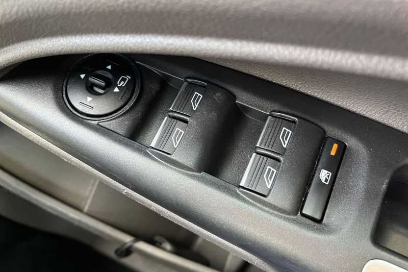 Ford Tourneo Connect 1.5 Ecoblue 120 Active Powershift Blue #16